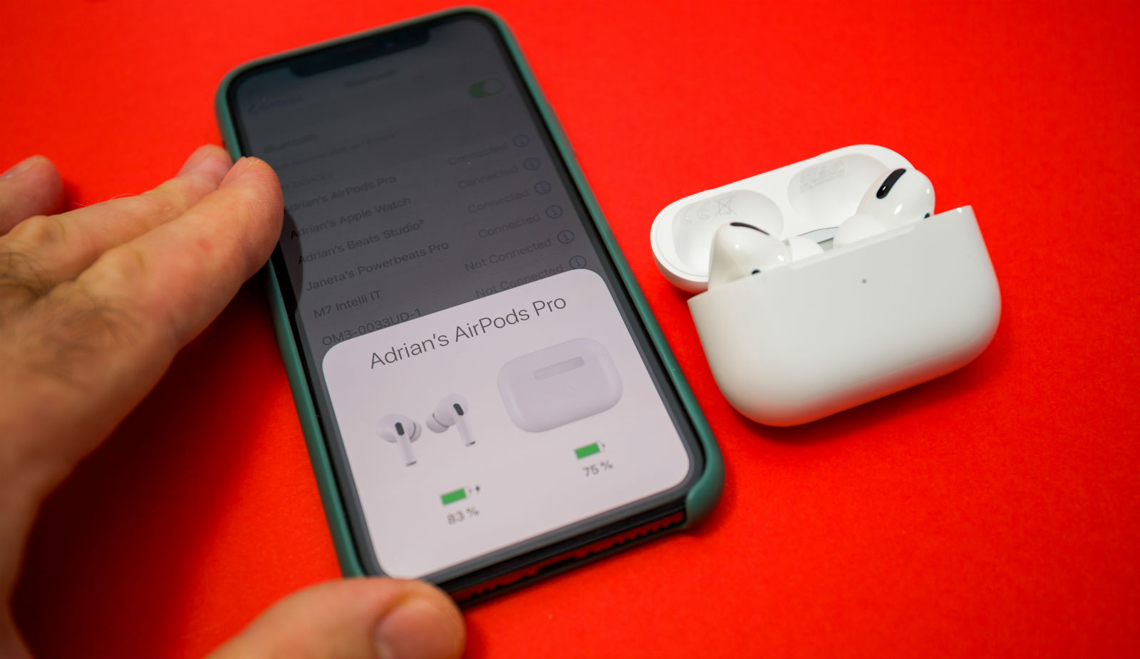 stewardesse råb op mikrocomputer How to Connect Airpods Pro to MacBook or iPhone? - ESR Blog