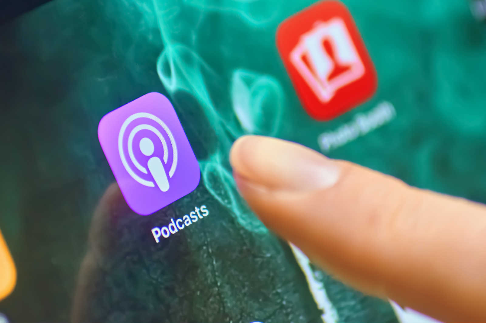 best podcast creator app iphone