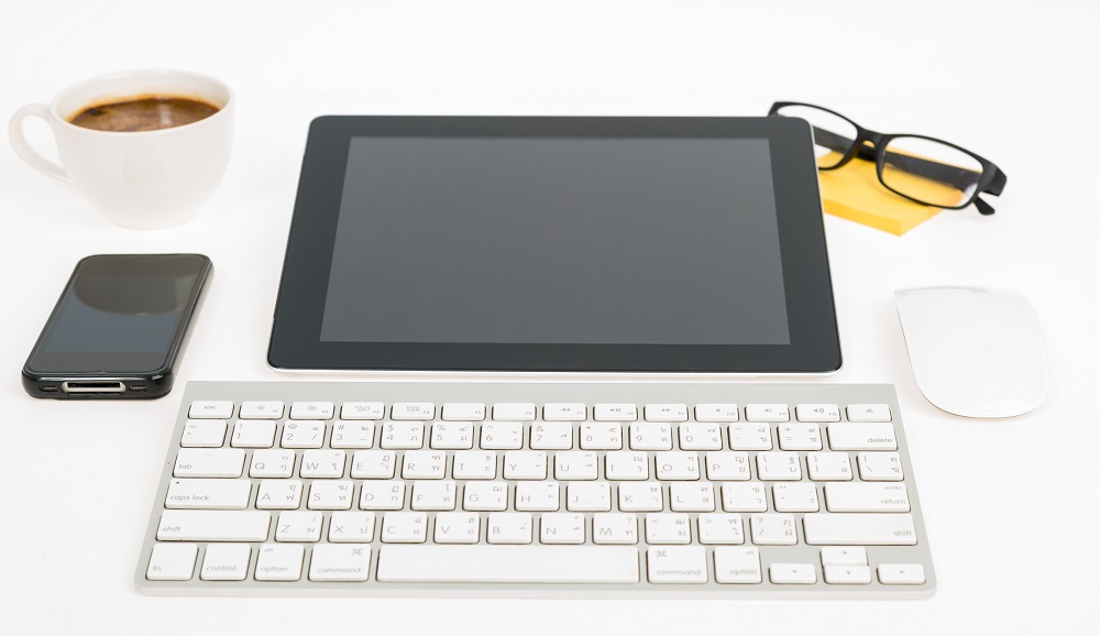 Bluetooth & Wireless Keyboard with Touchpad for iPad 