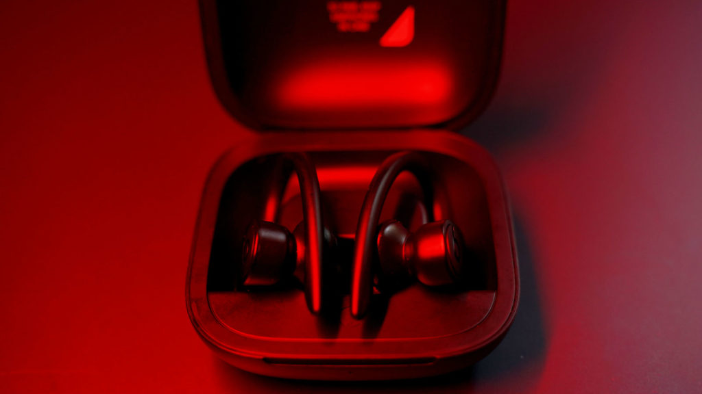10 Best Wireless Earbuds for iPhone 2021 ESR Blog