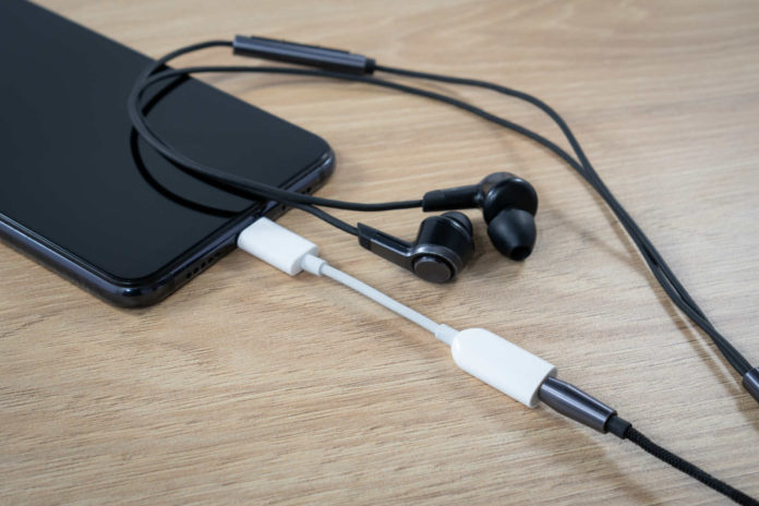 USB-C to Headphone Jacks