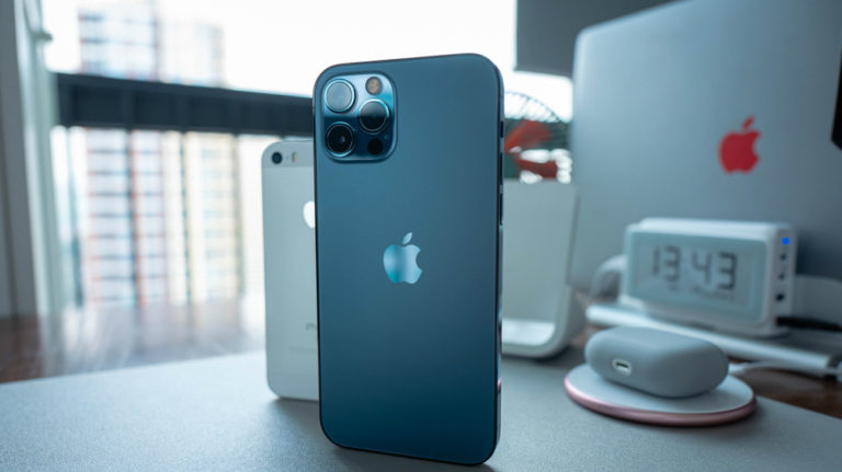 The 7 Best iPhone 12 Pro Max Cases in 2020