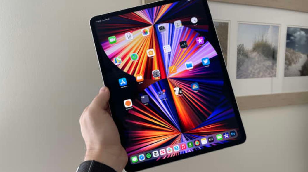 Best iPad Pro 12.9 2021 Paper-Like Screen Protectors from ESR - ESR Blog