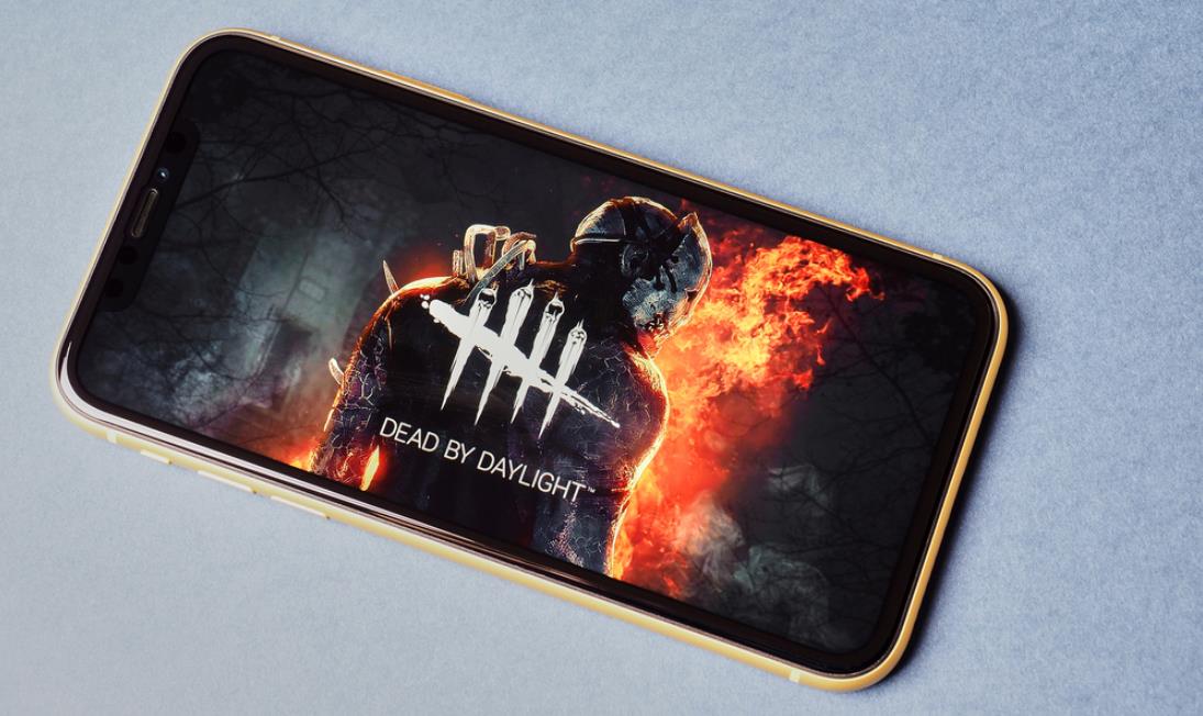 iPhone play game Get Hot