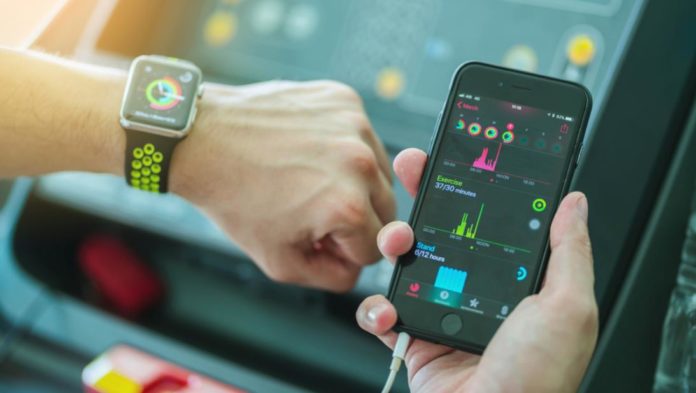 can apple watch series 4 check blood pressure
