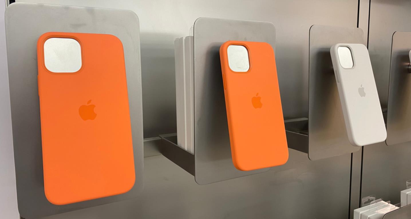 SEE iPhone 12 and iPhone 12 Pro case with MagSafe is made for maximum  minimalism