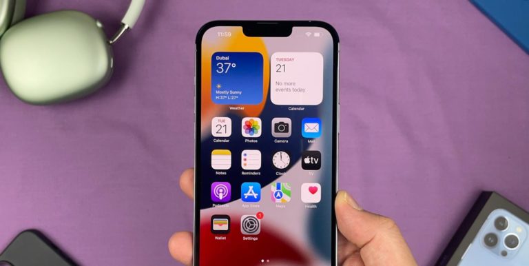 How to Protect your iPhone 13/13 Pro Screen from Dust and Scratches?