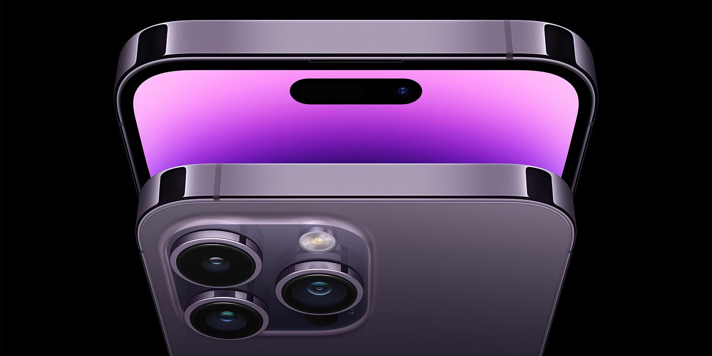 Is the iPhone 14 camera lens scratch proof?