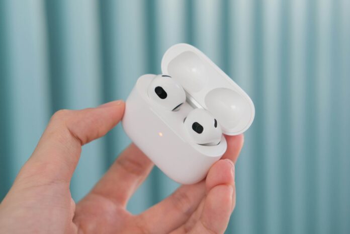 airpods 4 rumors